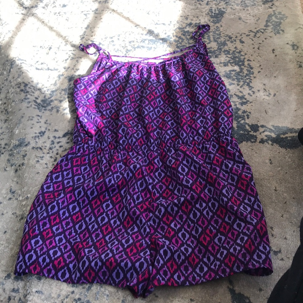 Juniors romper geometric design